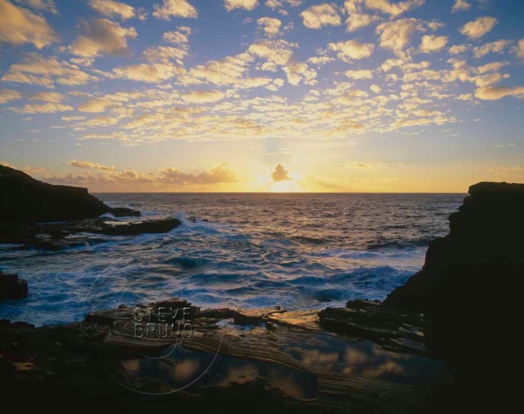 Sunrise from the Hawaiian island of O'ahu by Steve Bruno