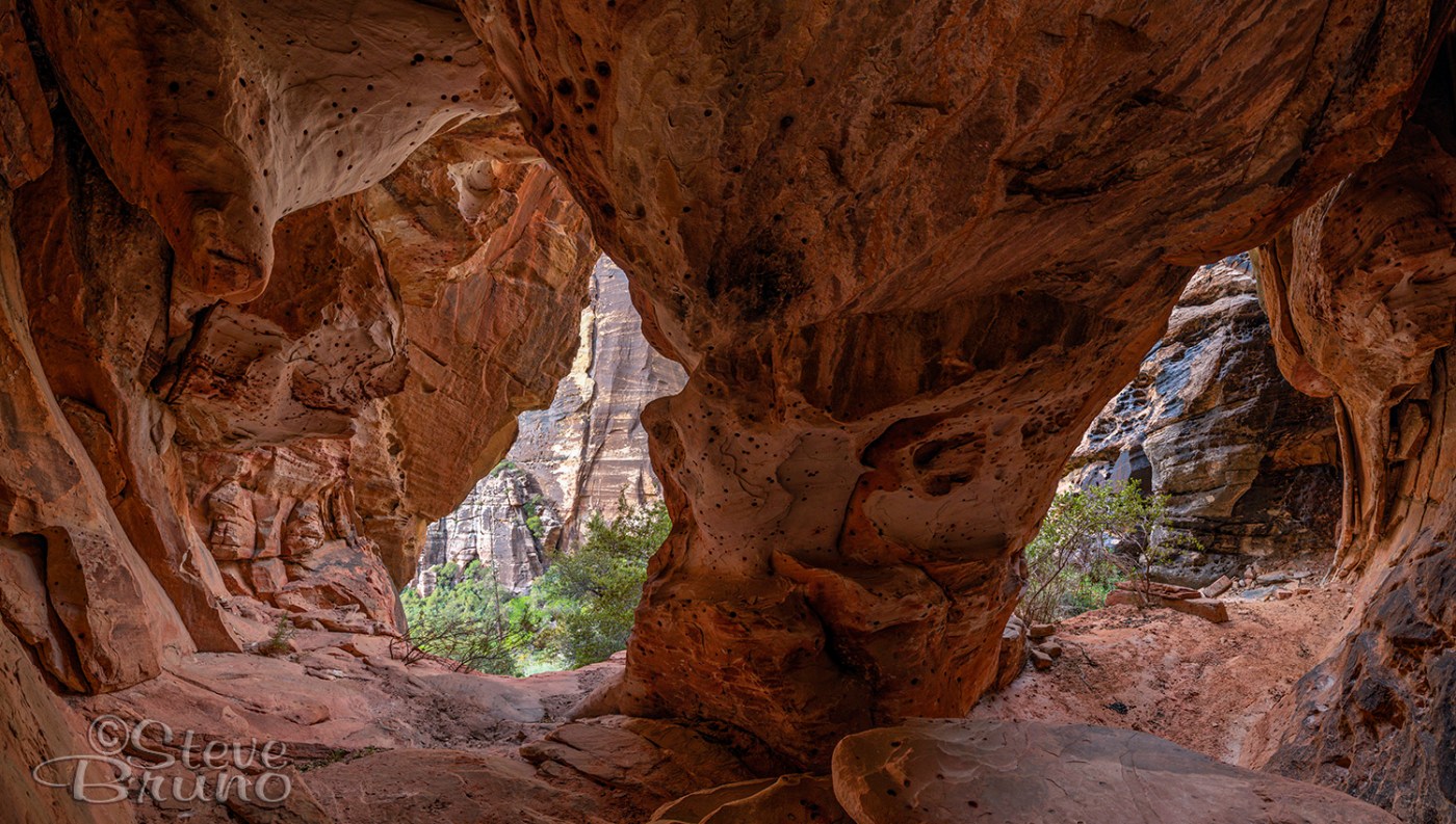 cave, Red Rock Canyon, Steve Bruno, hiking